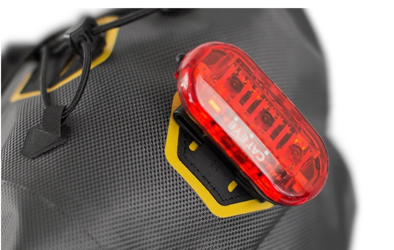 APIDURA サドルパック14L Expedition Sakwa Apidura Expedition Saddle Pack 9L - sklep internetowy