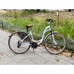 Rower MAXIM 28" MC 1.6.24 (18'') biały mat powystawowy