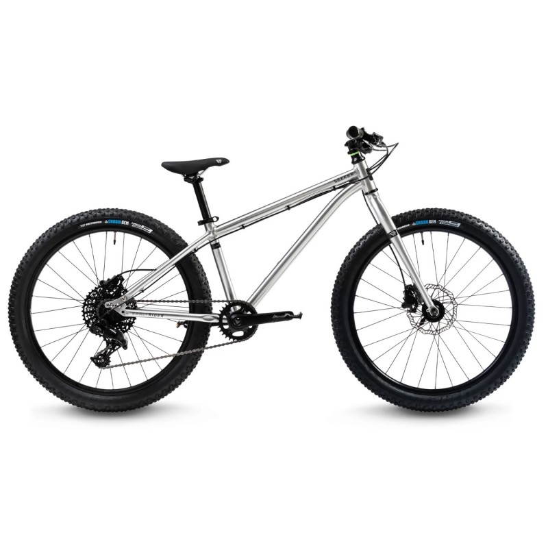 early-rider-seeker-24