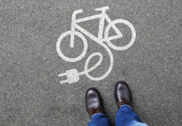 Pojemność baterii Bosch – co naprawdę oznaczają Wh i zasięg?