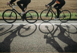 Tubeless czy dętka? Porównanie systemów montażu