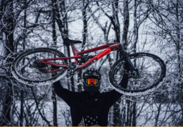 Jakie opony rowerowe na zimę? Nie daj się zaskoczyć i wybierz mądrze